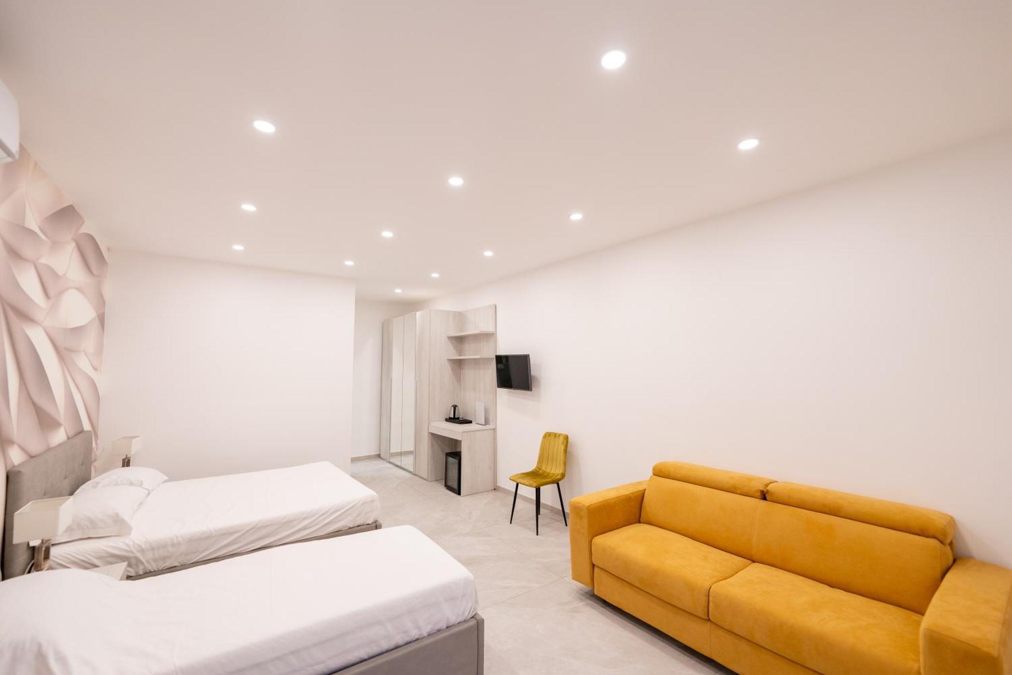 Suites Gaudioso Napoli Center Exterior photo